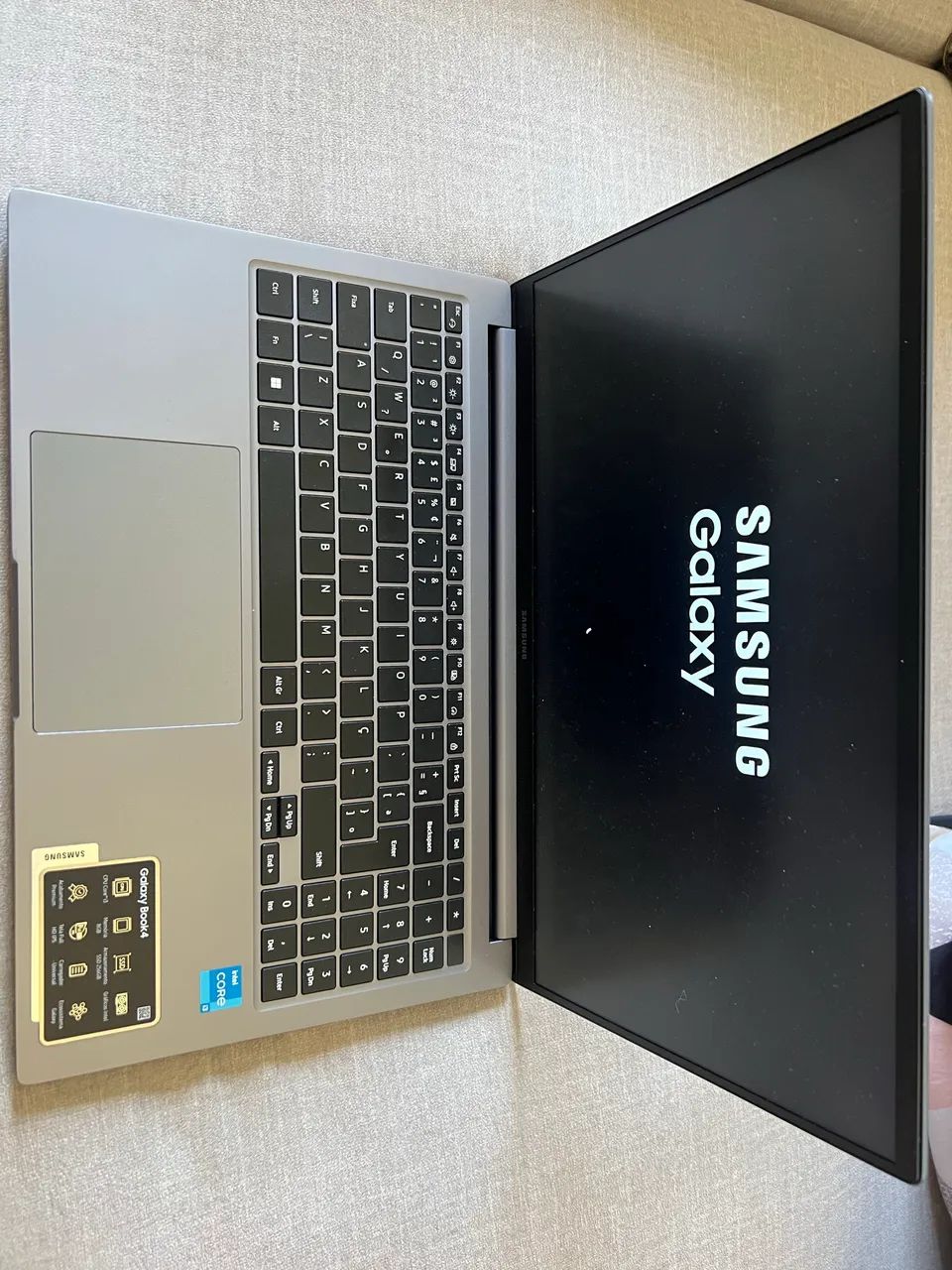 Notebook Samsung Galaxy Book 4 I3