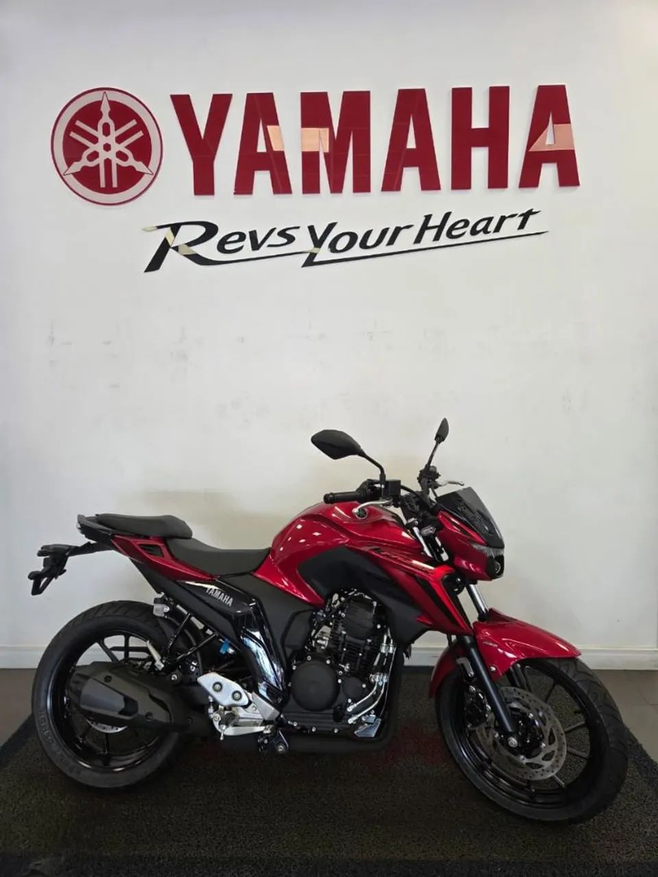 YAMAHA FZ25 CONNECTED 2026 - Foto 4