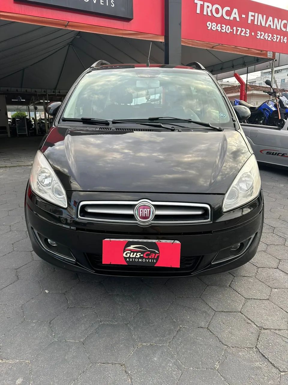 Fiat Idea Attractive 1.4 Fire Flex 8V 5P 2014 - Foto 2