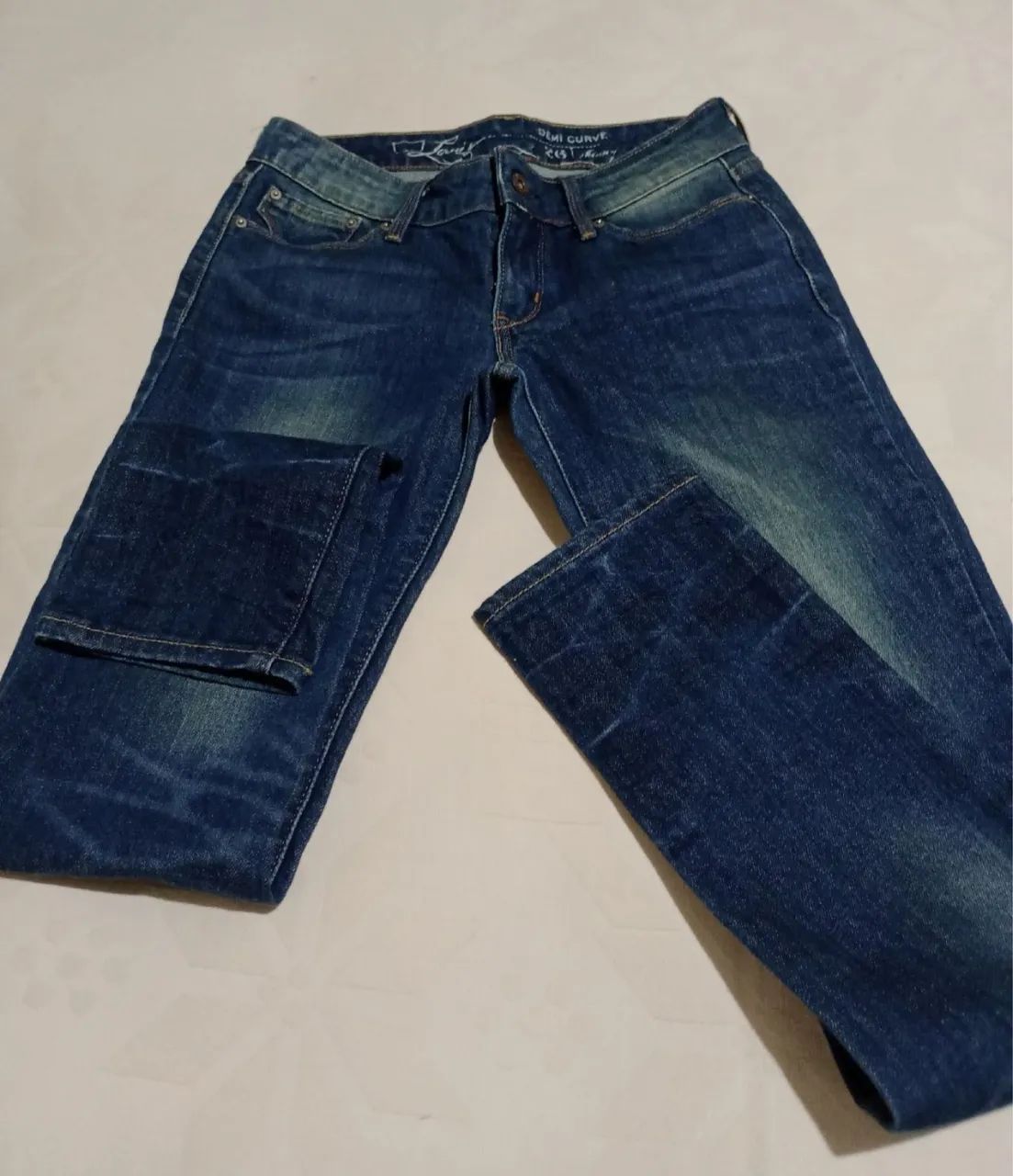 Calça Levi?s feminina original - tamanho 36