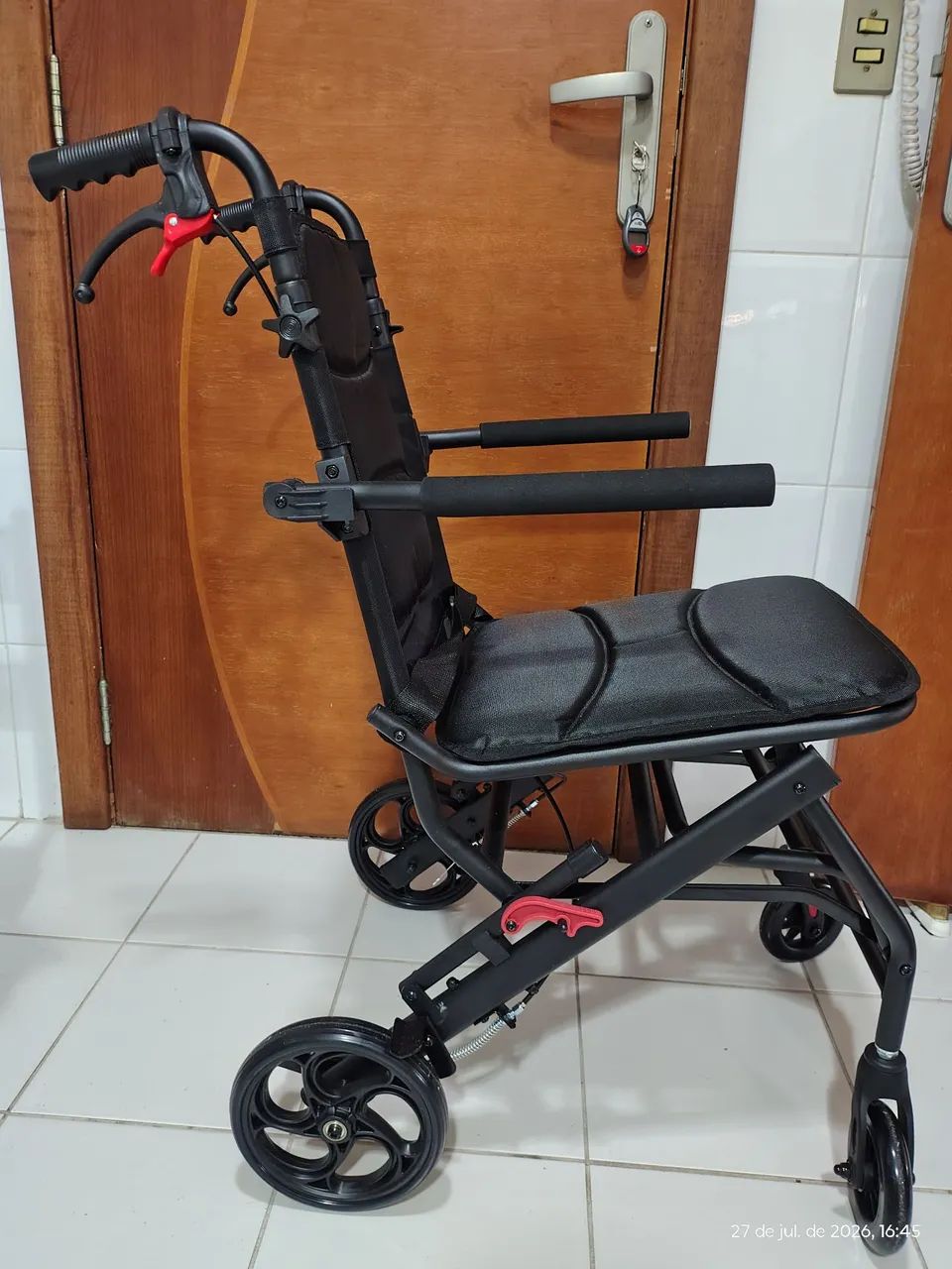 Cadeira de Transporte NUNCA USADA - Foto 2