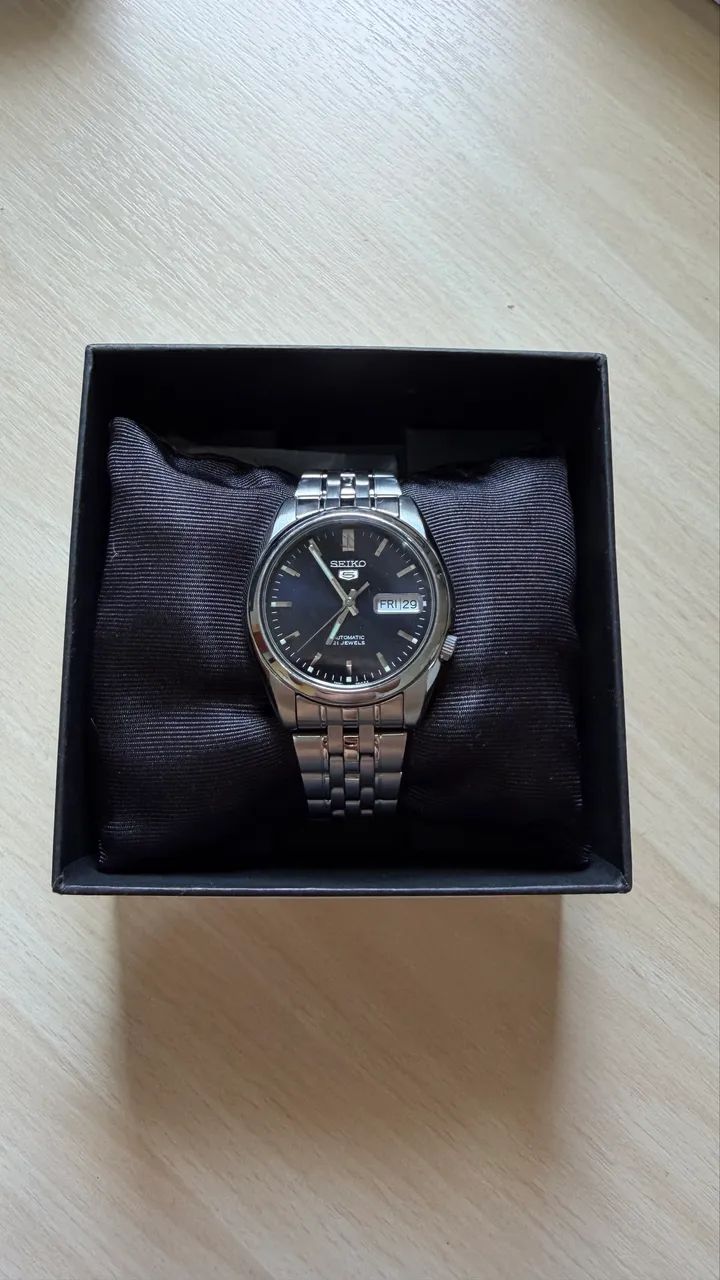 Relógio Seiko 5 prata 
