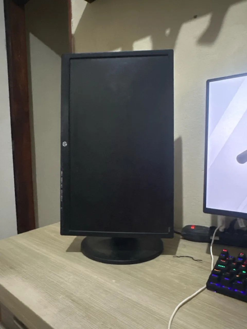 Monitor Hp V225hz - Foto 2