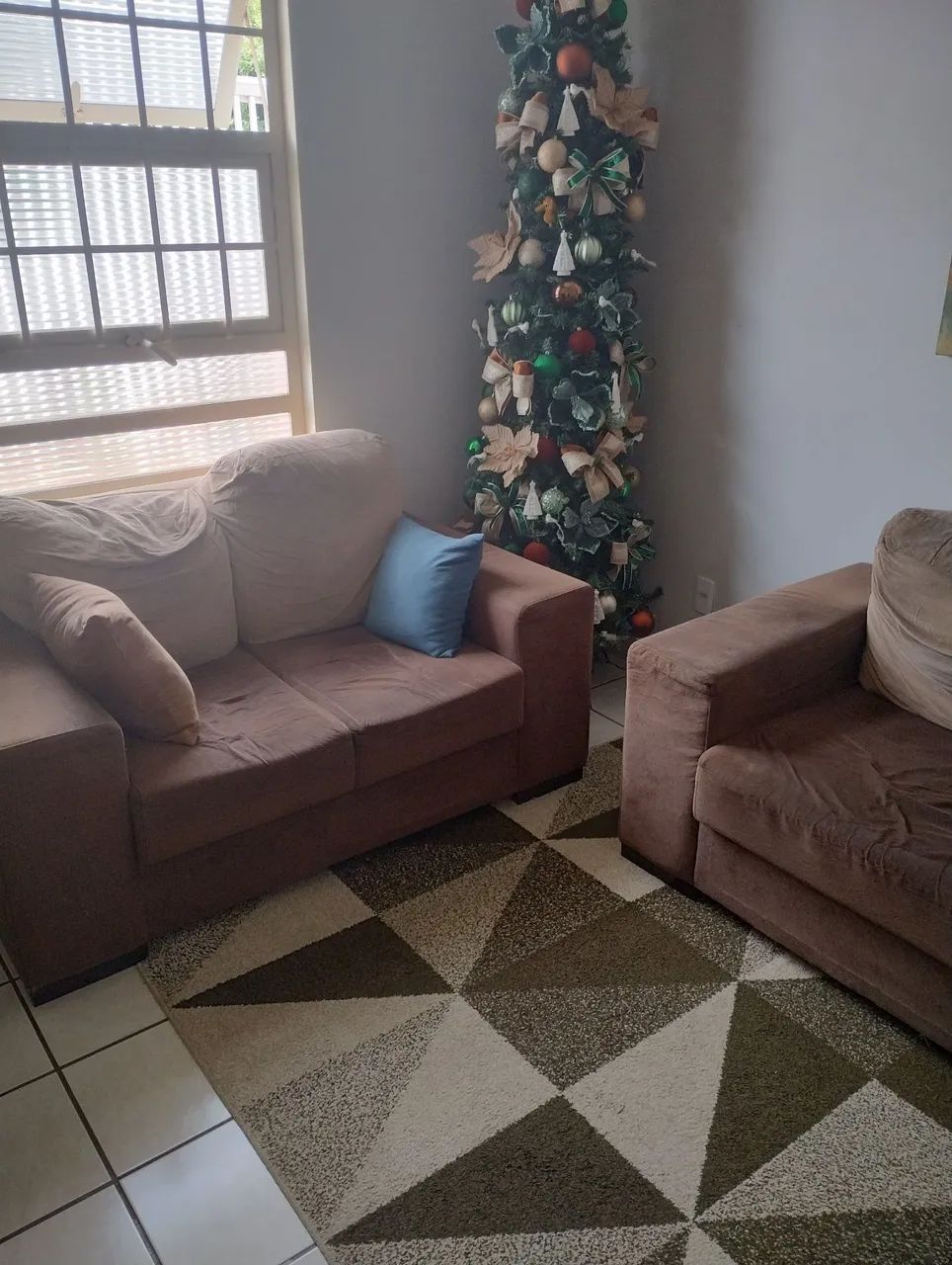 Sofá 3 e 2 Lugares + Tapete  - Foto 2