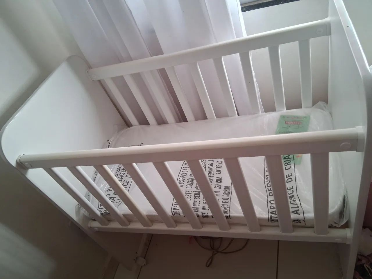 Mini berço novo. Comprei novo e não usei. 