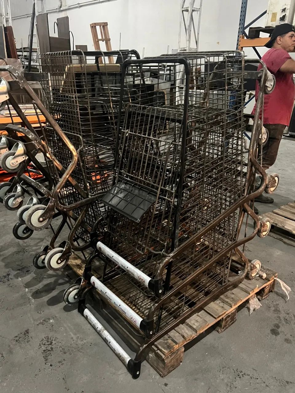 Carrinho de supermercado novinhos  - Foto 2