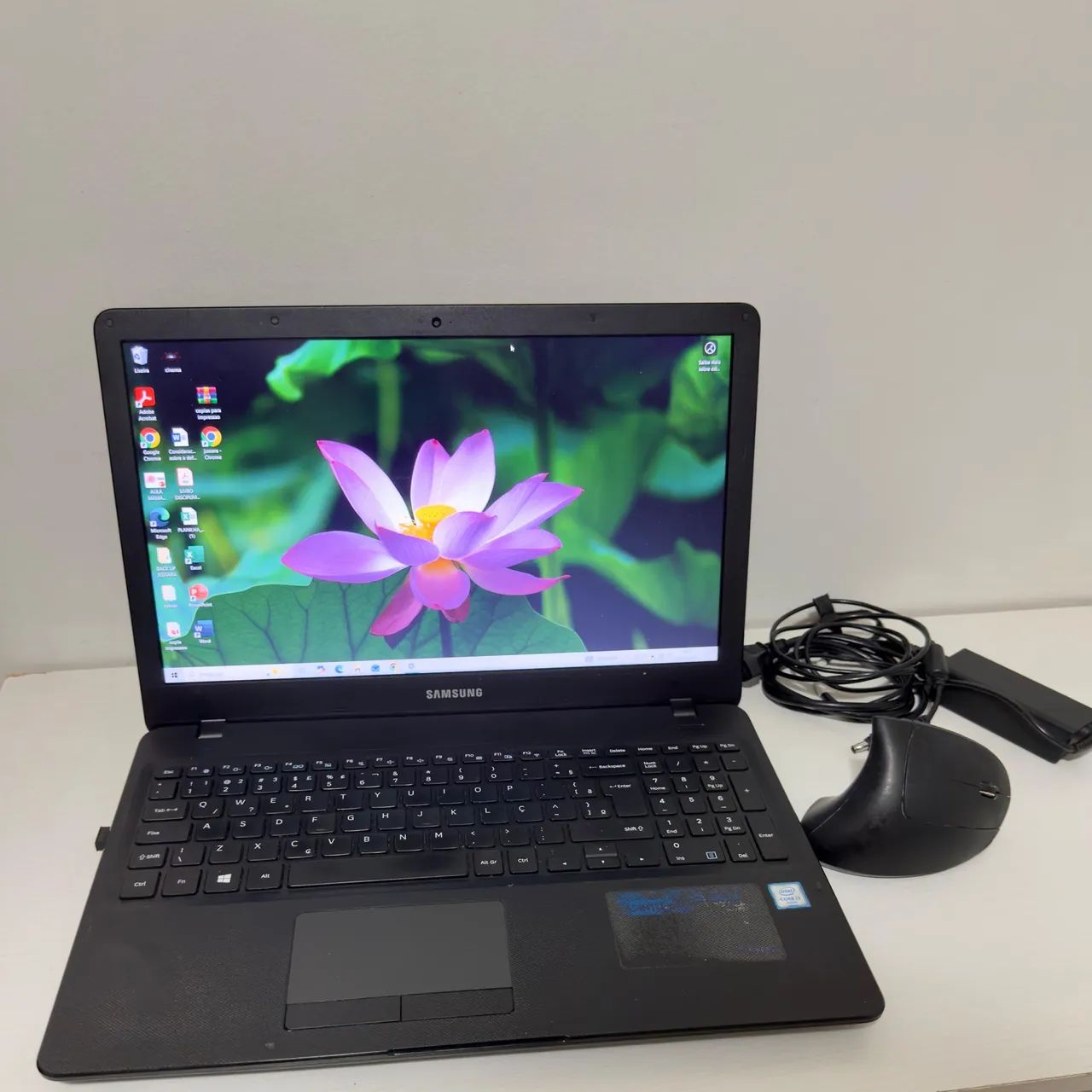 Notebook Samsung Essentials (Modelo NP300E5L)  - Foto 4