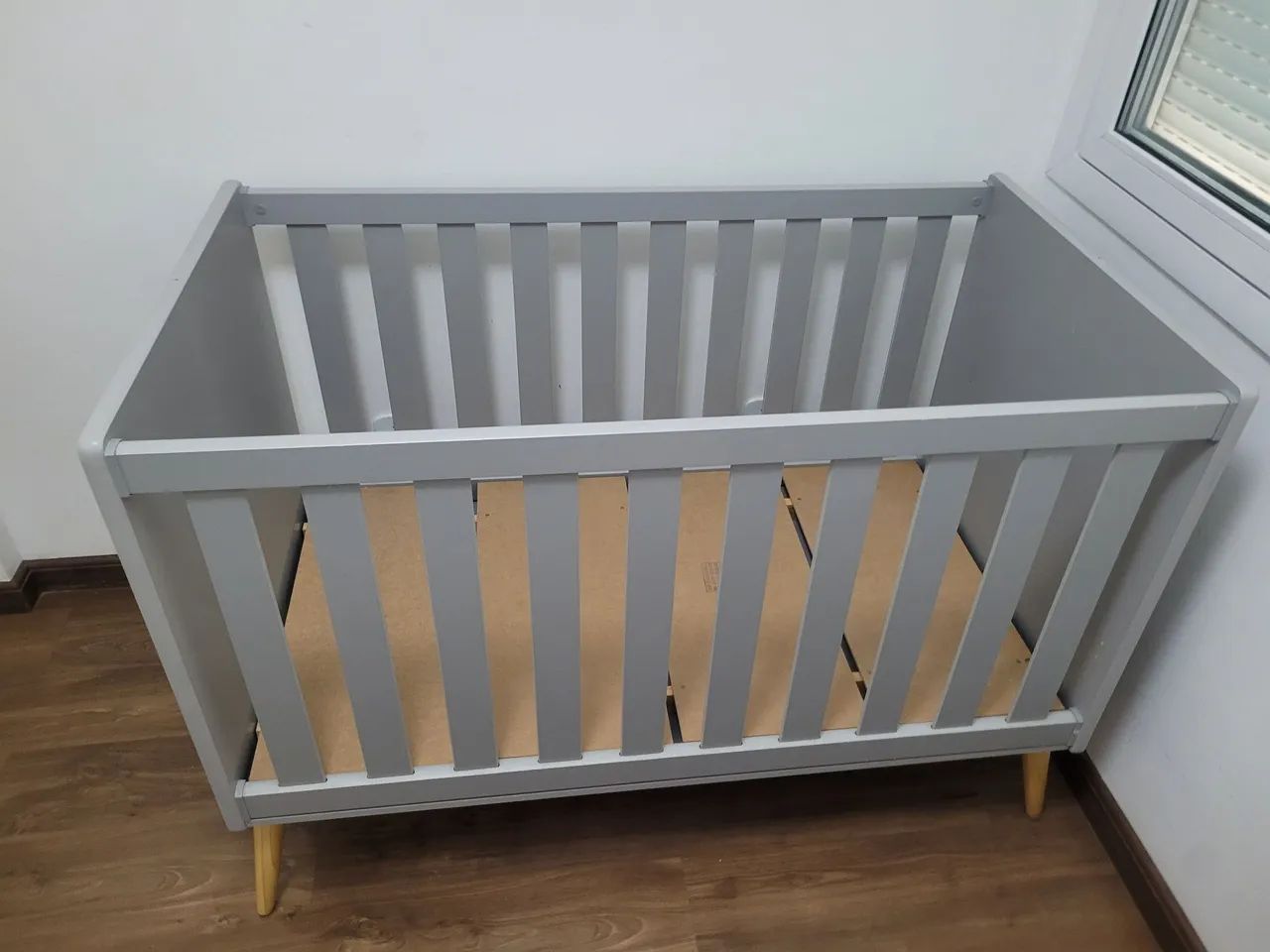 Berço Mini Cama Theo Cinza - Foto 5