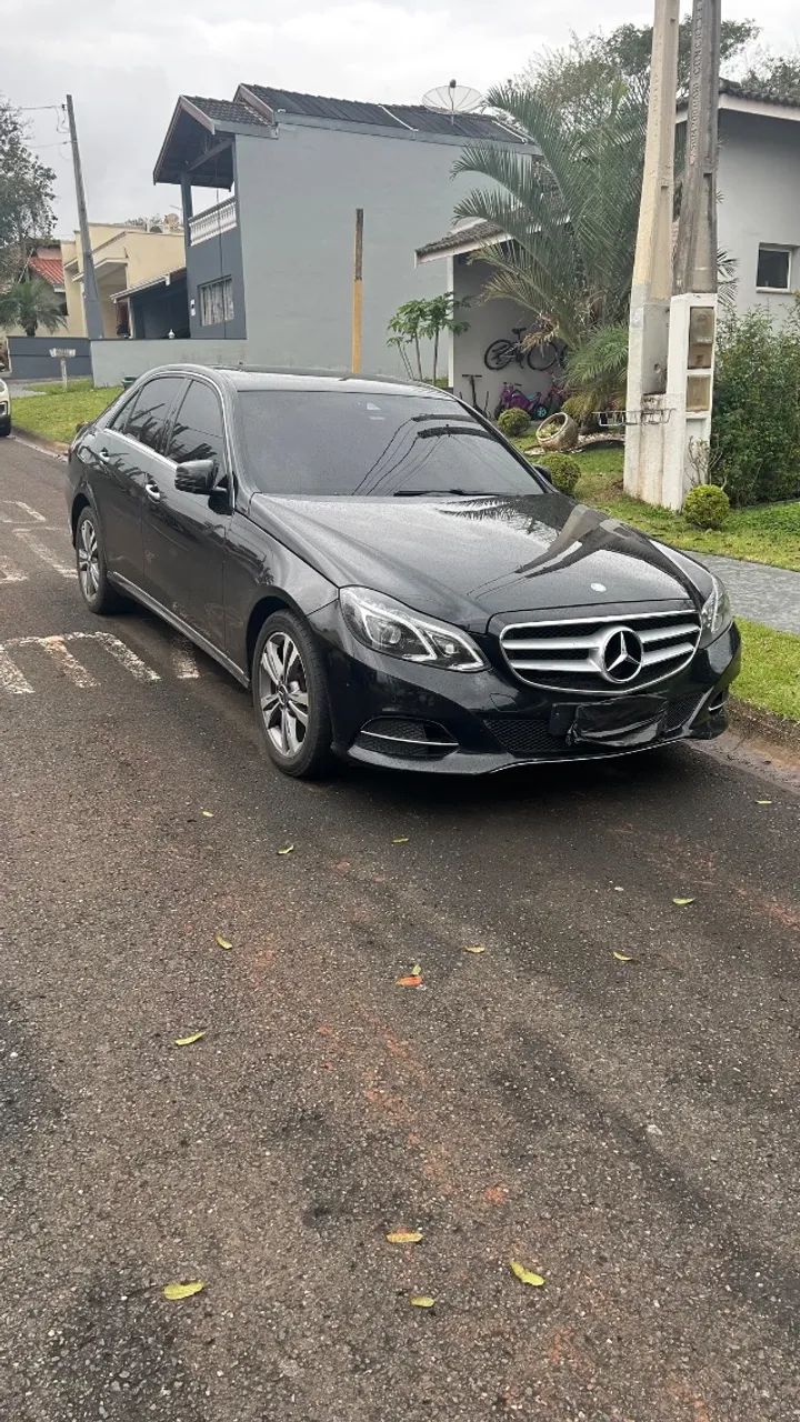 Mercedes-Benz E-250 CGI Avantgarde 2.0 TB 211cv Aut. 2016
