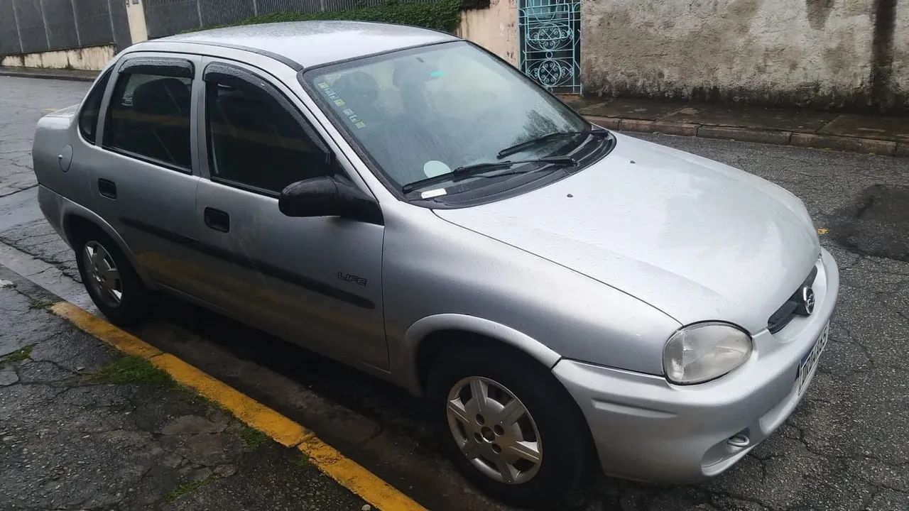 Chevrolet Corsa SED Class.life 1.0/1.0 Flexpower (álcool) 2005