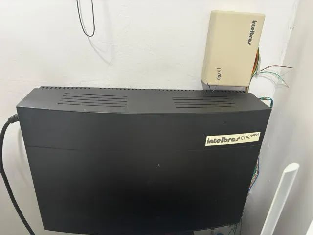 PABX + 10 TELEFONE DE MESA 