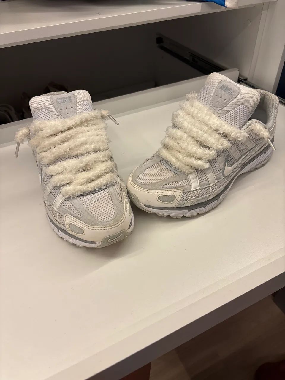 Tênis Nike p6000 branco  - Foto 2