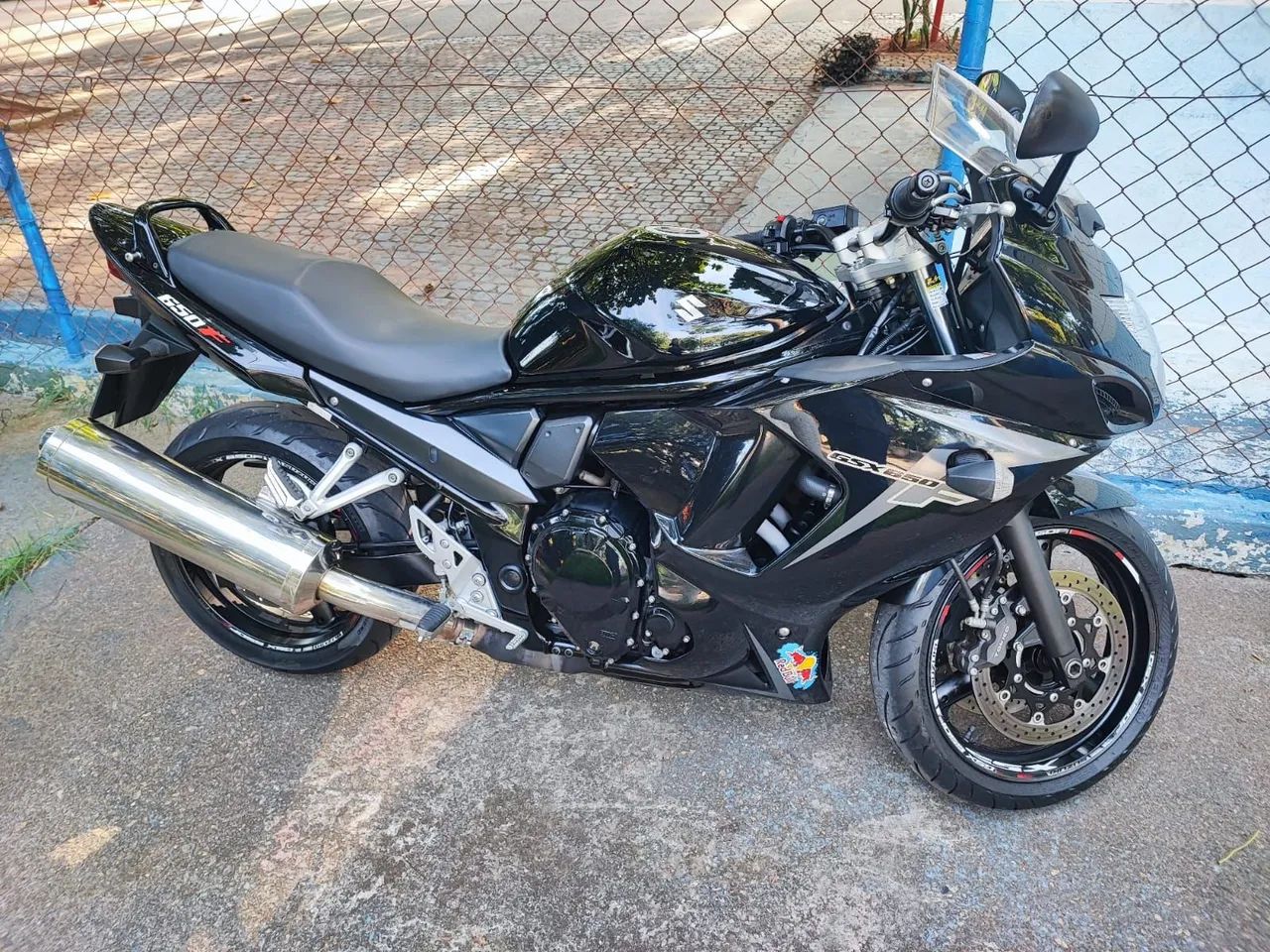 SUZUKI GSX 650F - Foto 3