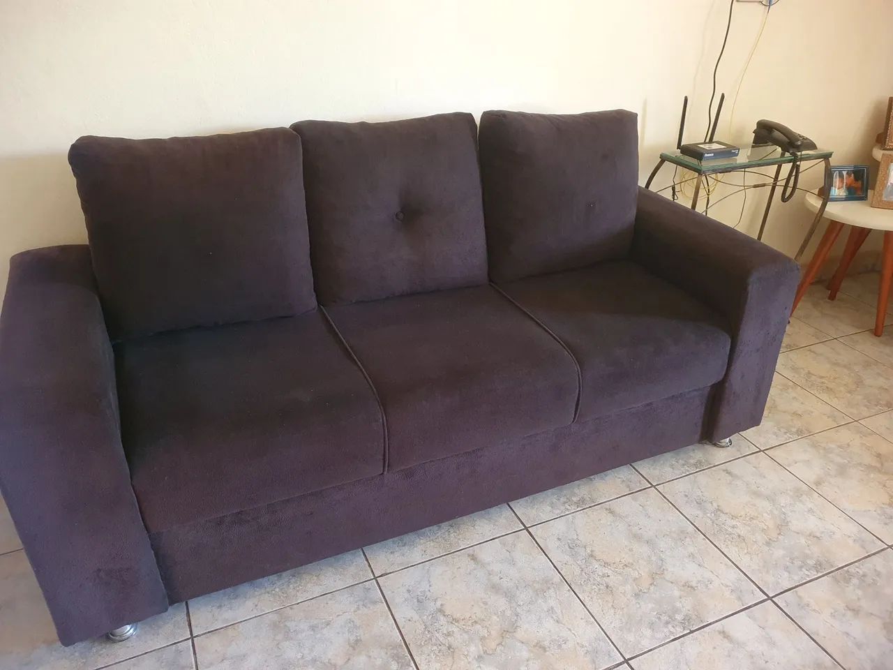 Sofá suede 3 lugares