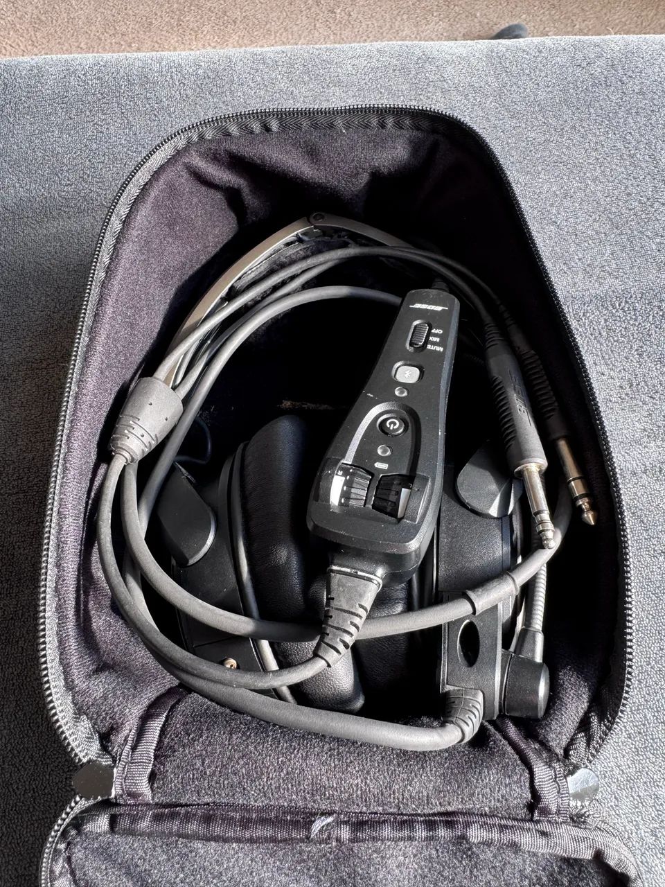 Fone Bose A20 - Bluetooth - Dual Plug