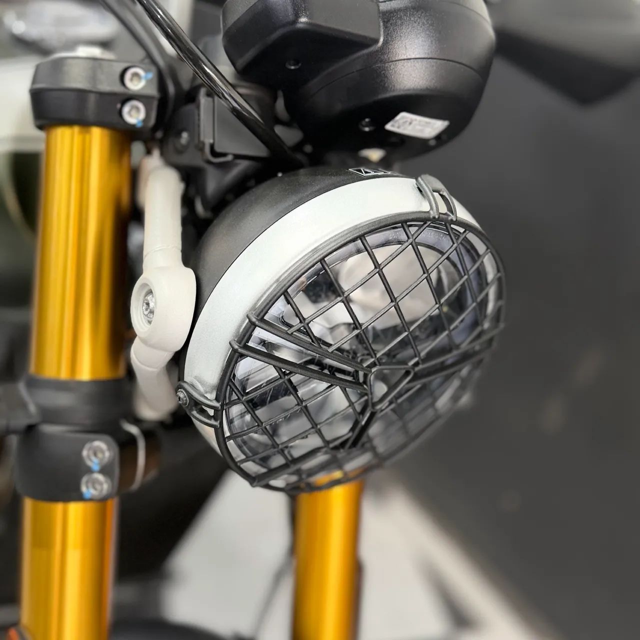 Triumph Scrambler 400 x  - Foto 2