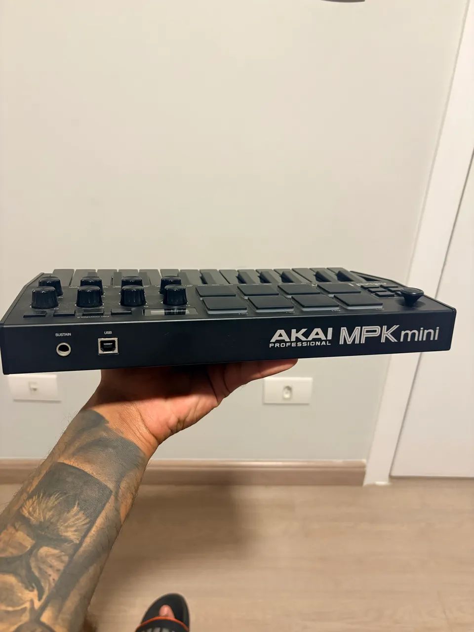Akai MPK mini Black Edition  - Foto 3
