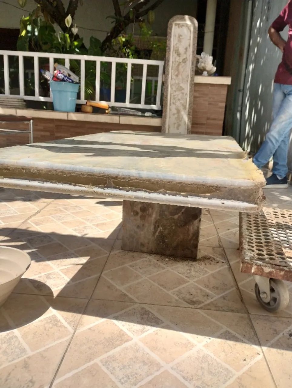 Mesa de Centro em Mármore - Peça Clássica e Robusta - Foto 3