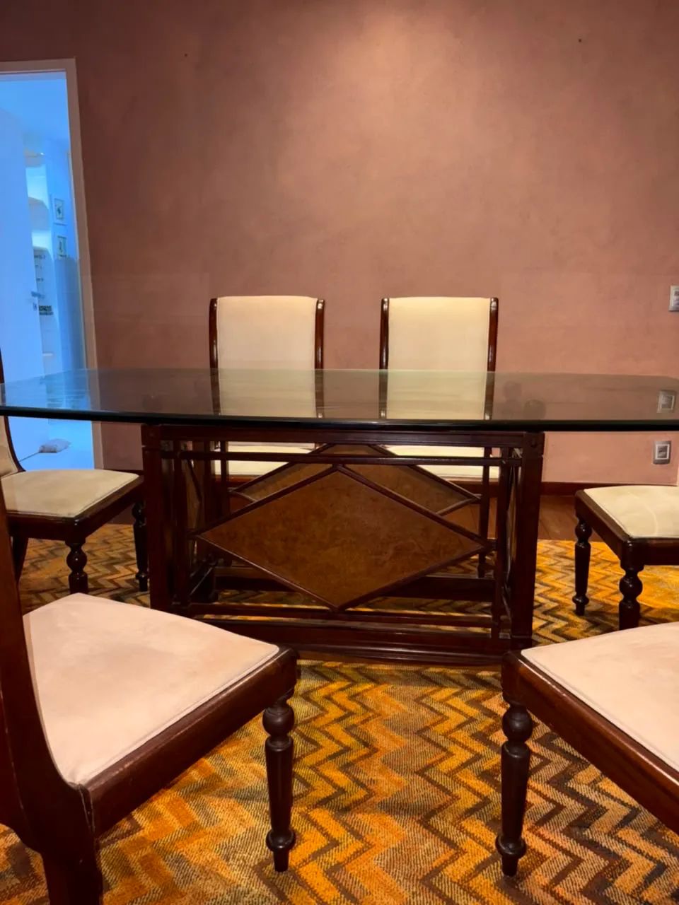 Mesa maravilhosa com 6 cadeiras  - Foto 3