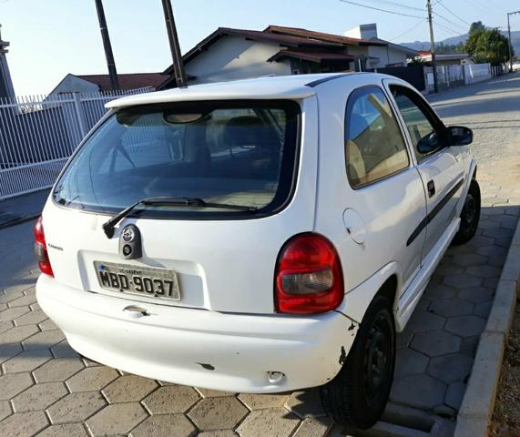 Corsa Wind 1.0 - Ano 2000 - Foto 2