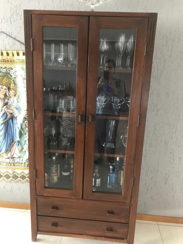 Cristaleira Rústica