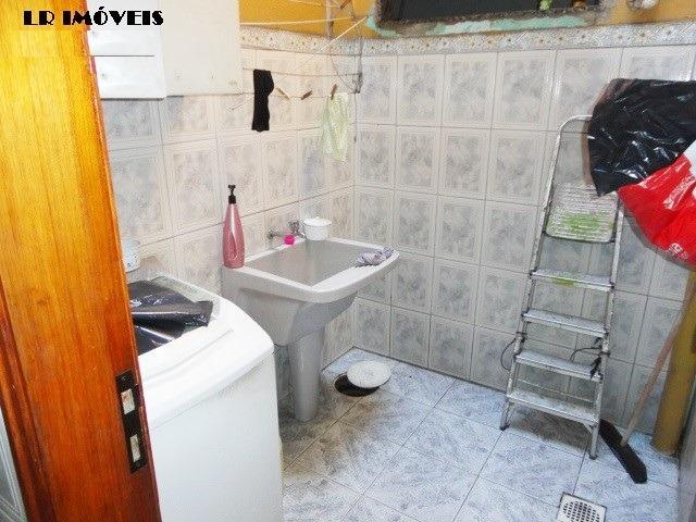 Casa Duplex Colonial excelente localização em Jardim Meriti, Praça Gil - Foto 9