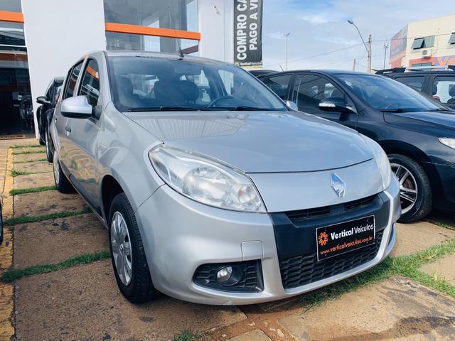 Sandero Expression 1.0 Flex Completão Só Brasília (Aceitamos Trocas e Financiamos) - Foto 2