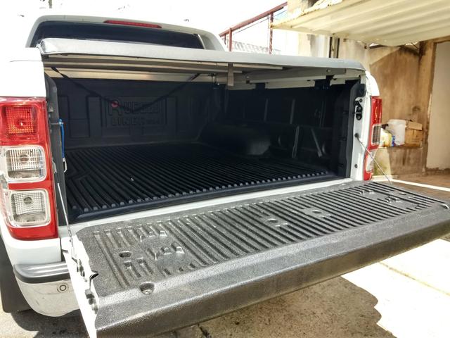 Vendo Ford Ranger Limited 3.2 5 cilindros 200 CV - Foto 4