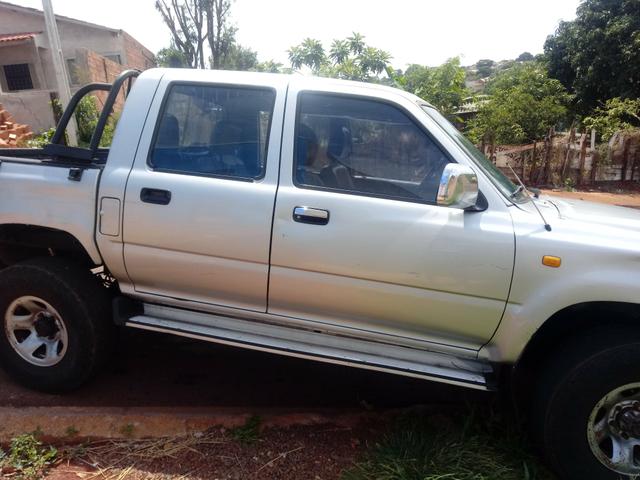 Vende se ou troca por utilitário - Foto 2