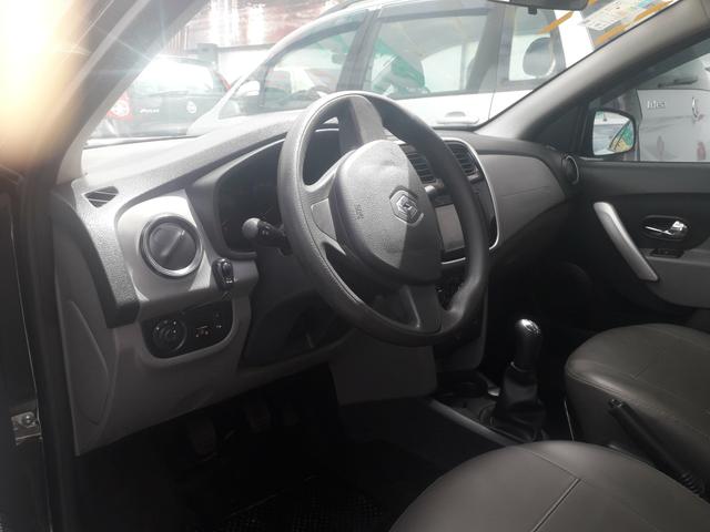 Renault Logan expression 1.6 _ Multimídia_ Gnv _ bancos de couro _ mensais 699,99 - Foto 3