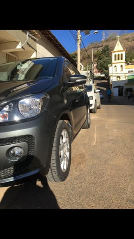 Volkswagen Up high Tsi 2016