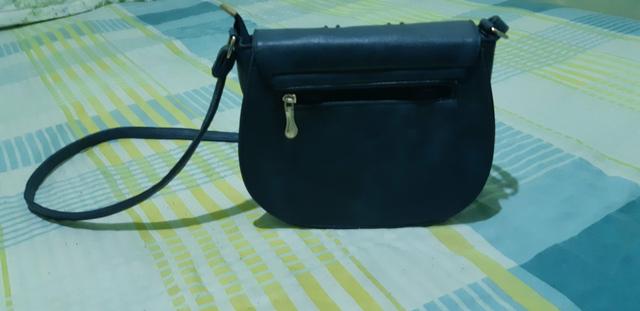 Bolsa azul em ótimo estado - Foto 2