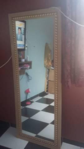Vende-se espelho