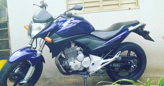 Cb 300 muito nova - Foto 2