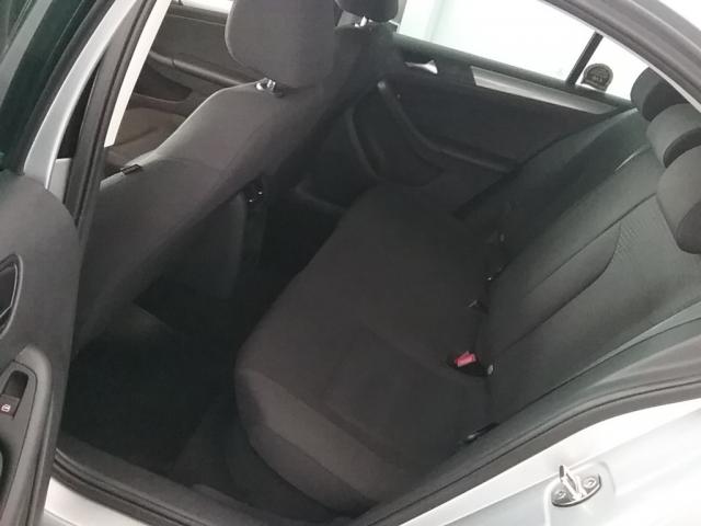 VW - VOLKSWAGEN JETTA TRENDLINE 1.4 TSI 16V 4P AUT. - Foto 10