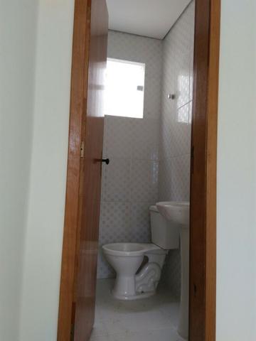 Mude Hoje! Duas Suites! Frente de Rua! - Foto 12