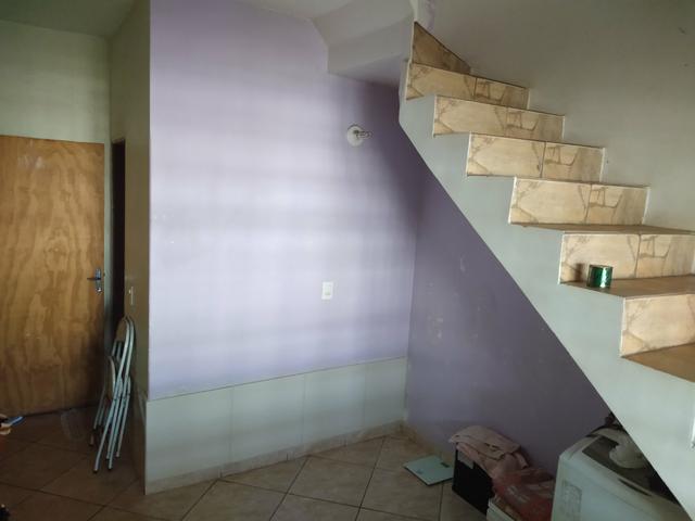 Sobrado na QR 514 Samambaia Sul 5 qtos, 2suites, casa de fundos para aluguel
