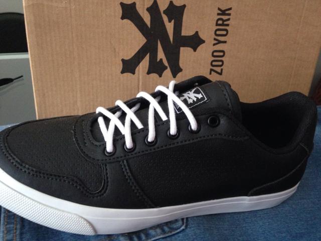 Tenis zoo York original entrego