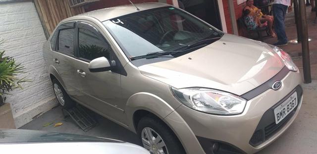 Fiesta sedan 1.6 flex ano 14 - Foto 6