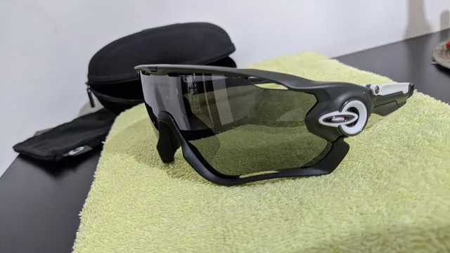 Oculos oakley mandrake  +3 anúncios na OLX Brasil