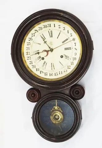 antigo relógio oito waterbury calendário, medidas 56 x 34 cm