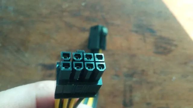 Cabo Adaptador 6 para 8 pinos Placa de video - Foto 2