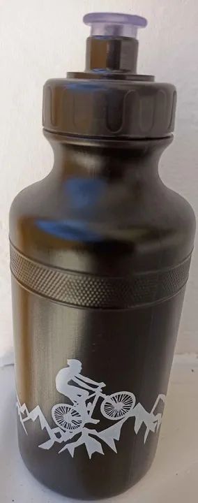 Garrafa Squeeze 300ml Plástico Água Bike Ciclismo bike nova em perfeitas condições - Foto 2