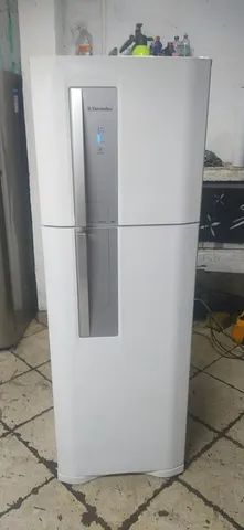 Geladeira Eletrolux df42 entregamos 