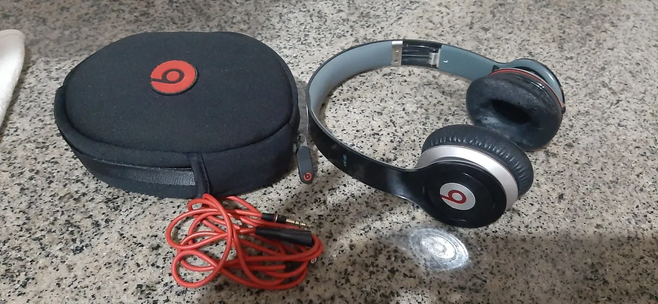 Fone de Ouvido Beats by Dr. Dre - Profissional