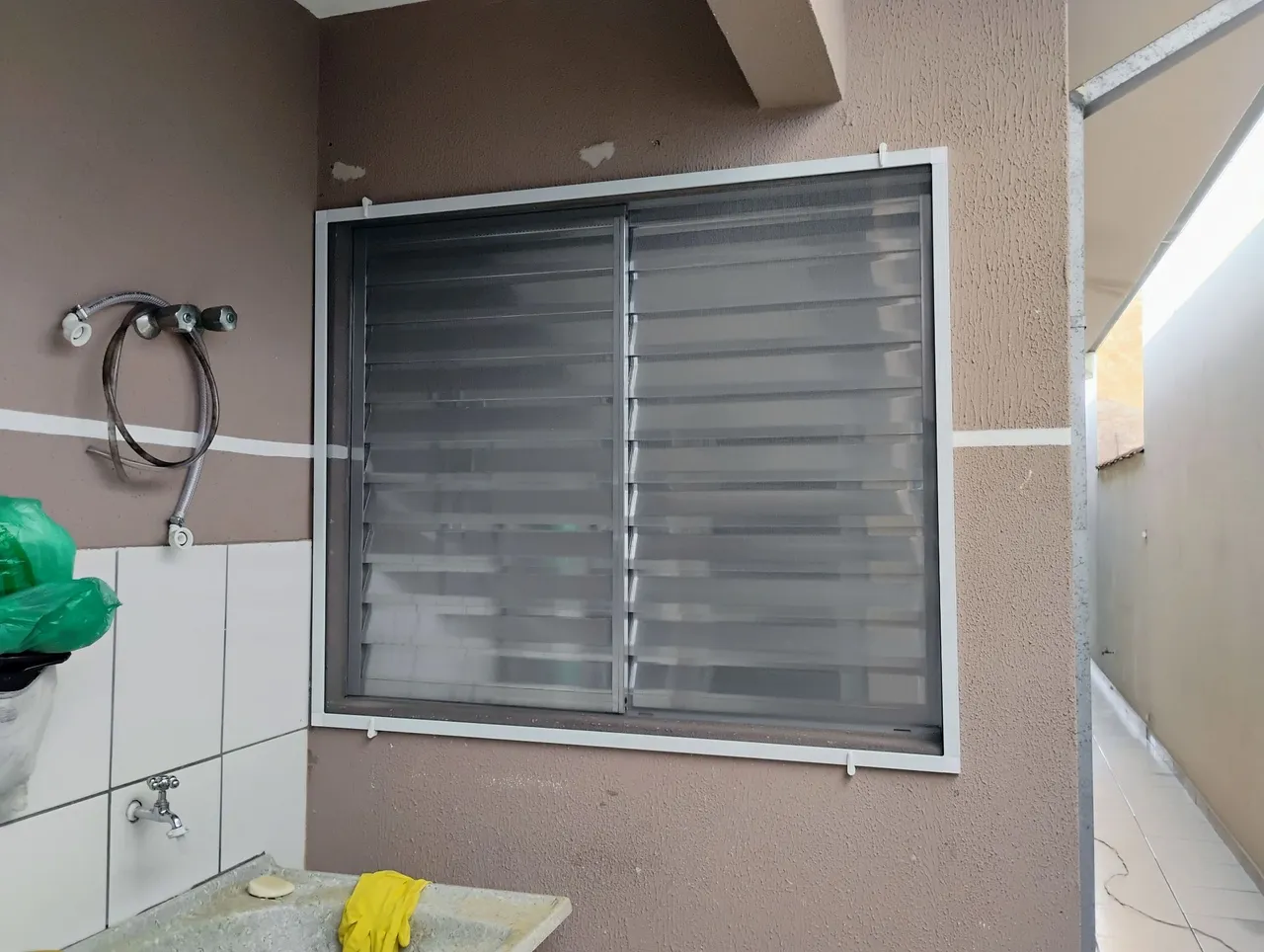 Tela mosquiteiro para residência, restaurantes e cozinhas
