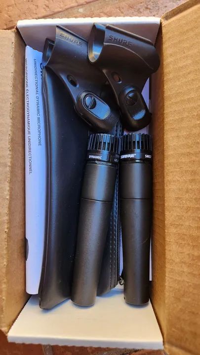 2 Microfones Shure SM57-LC