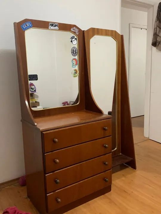 Penteadeira com Espelho duplo e 4 Gavetas - Madeira Maciça - Foto 2
