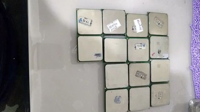 Lote de de vários marca Intel, MD, CELERON 