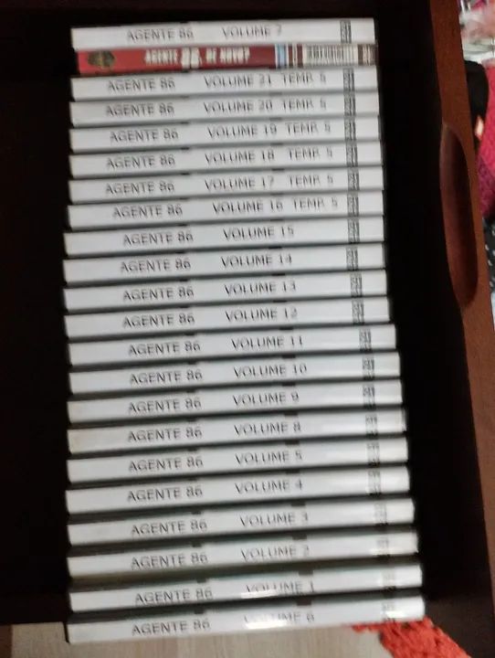 22 DVDs Clássicos "Agente 86"
